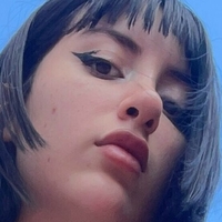 Пети Трэш Голая