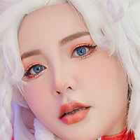 Куини16.1 Голая