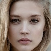 Рианна Хаспелс Голая