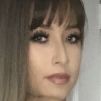 Райли Квум Голая