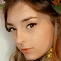 Сэдгирл Эстридс Фри Голая