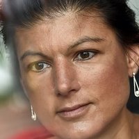 Сахра Вагенкнехт Голая