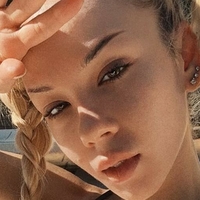 Симона Альфамузык Голая