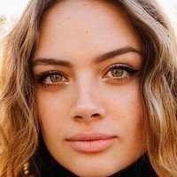Соле Бовелли Голая