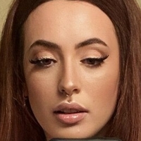 Спинелли Голая