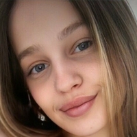 свити полли Голая