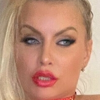 Тими Мандити Голая