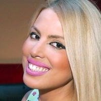 Тина Катанић Голая
