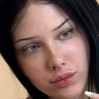 Валини Голая
