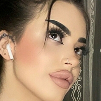Викки Энджел Голая