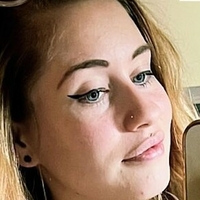 ксимоулинакс Голая