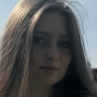 Юлия Юляна Голая