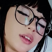 Юми Муниз Голая