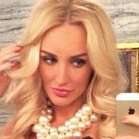 Ивет Бьюкенан Голая
